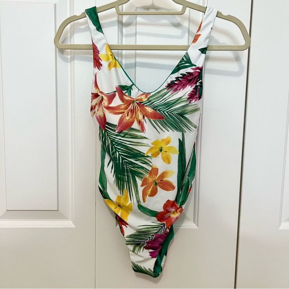 BECCA One Piece Reversible Swimsuit Palm Floral Multi and Solid Green Size Small - Picture 6 of 11